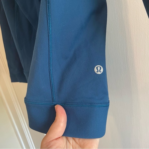 Lululemon Rally Wrap jacket in Blue Borealis - Picture 4 of 6